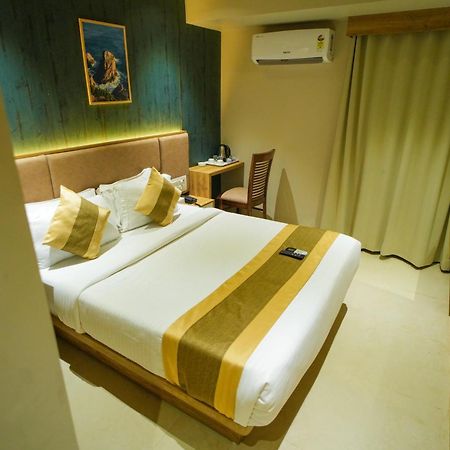 Hotel Skylink Hospitality Mahalaxmi Mumbai Exterior photo